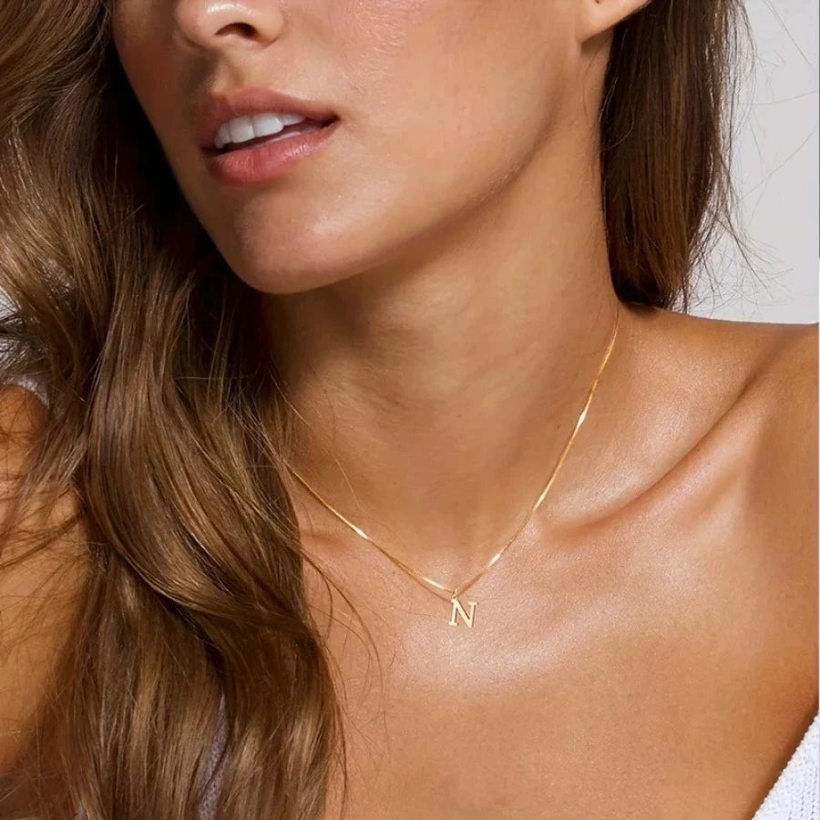 Halskette Buchstabe Essential 18K