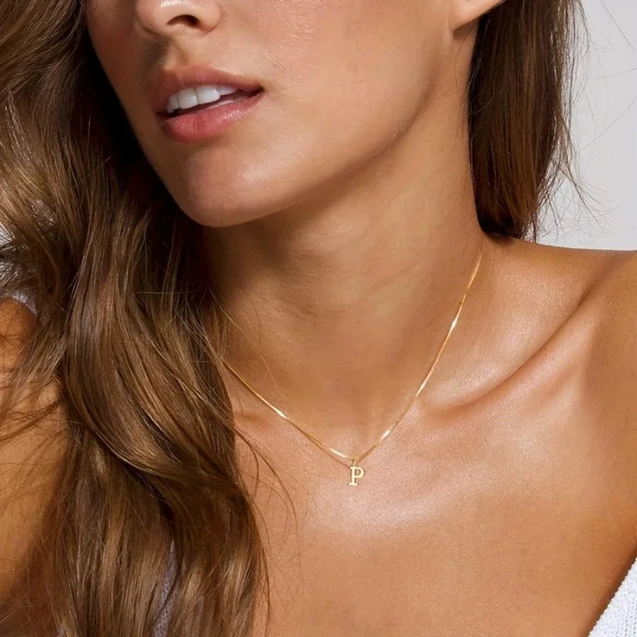 Halskette Buchstabe Essential 18K